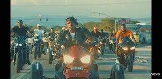 Valiant – Motorcade